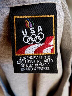 XL True Vintage T-shirt USA Olympic Apparel Long-Sleeve Mock Neck Gray Pullover